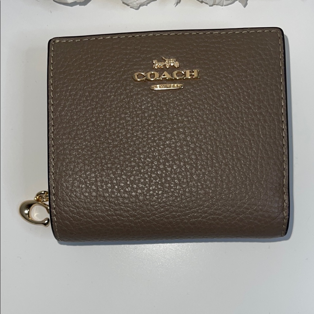 Coach Dark Sone Leather Snap Compact Wallet